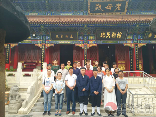 西安骊山老母宫举办第一届抄经活动